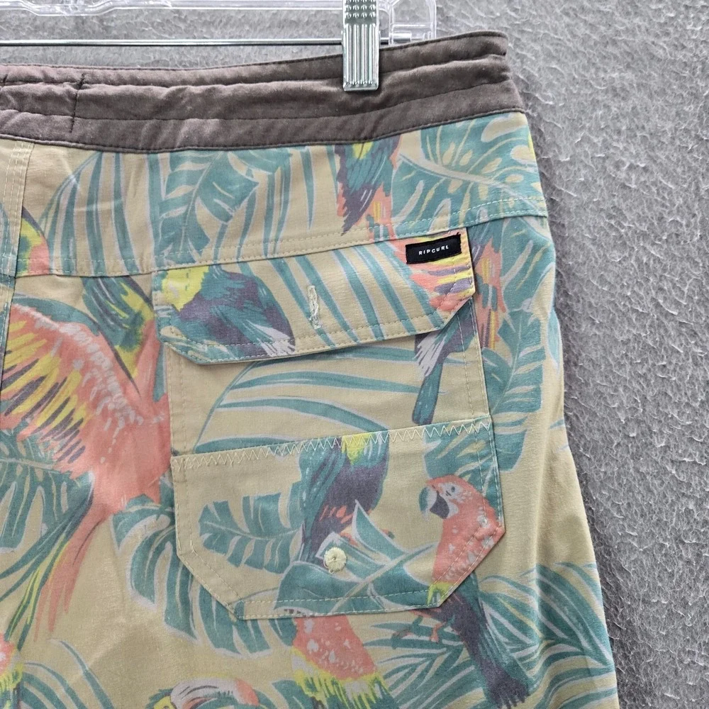 Rip Curl Men‎ Swimwear 33 Yellow Lay Days Board Shorts Outdoor Beach Surf